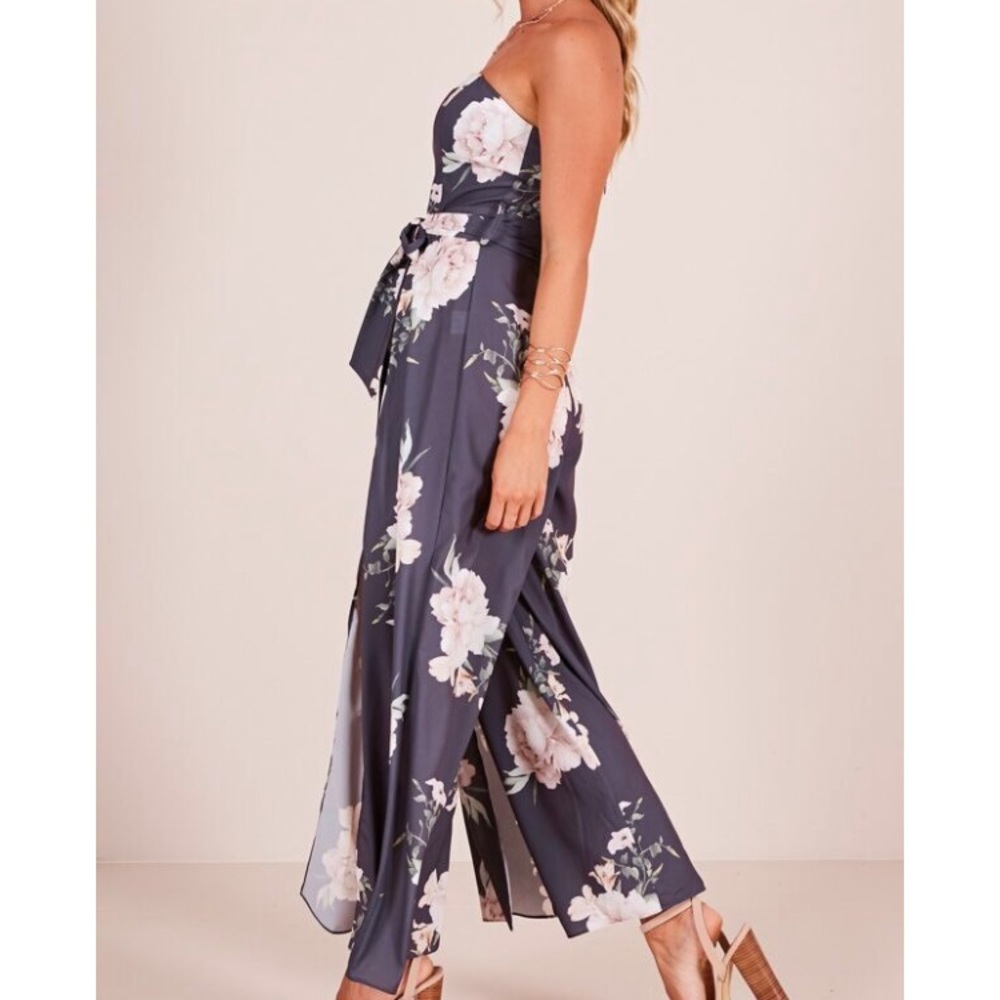 So kiss me jumpsuit in charcoal floral - Picture 4 of 8